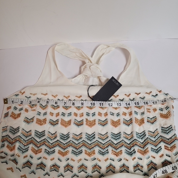 Greylin White Sleeveless Beaded Chevron Racer Back Tank Top Blouse Size Medium - Picture 9 of 10